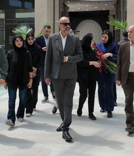 حضور مدیر عالی هلدینگ کوه سر در مرکز خرید این مجتمع
